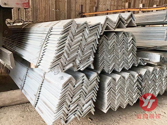 鍍鋅不等邊角鋼